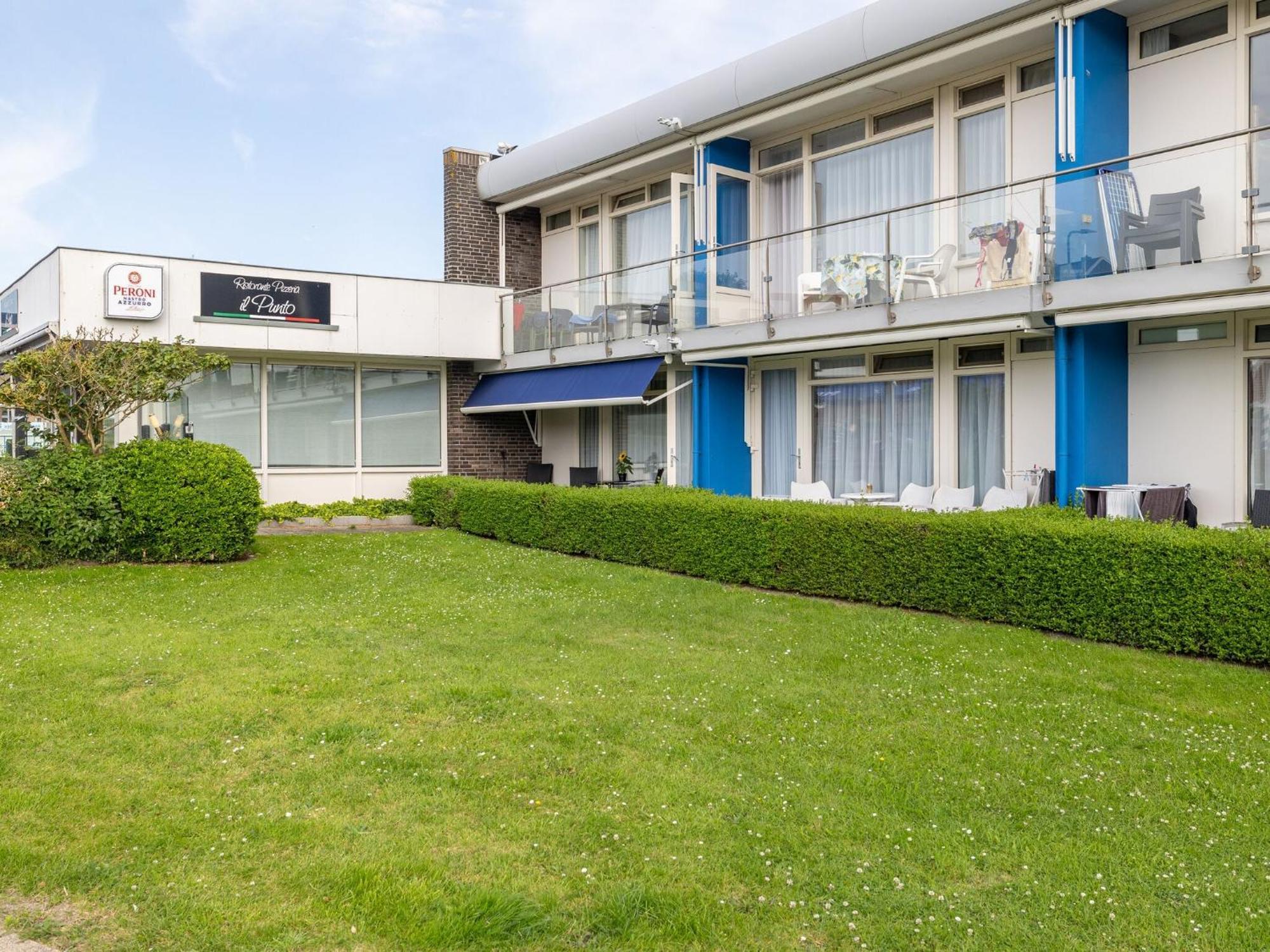 Beautiful Apartment In Zoutelande With Terrace Exterior foto