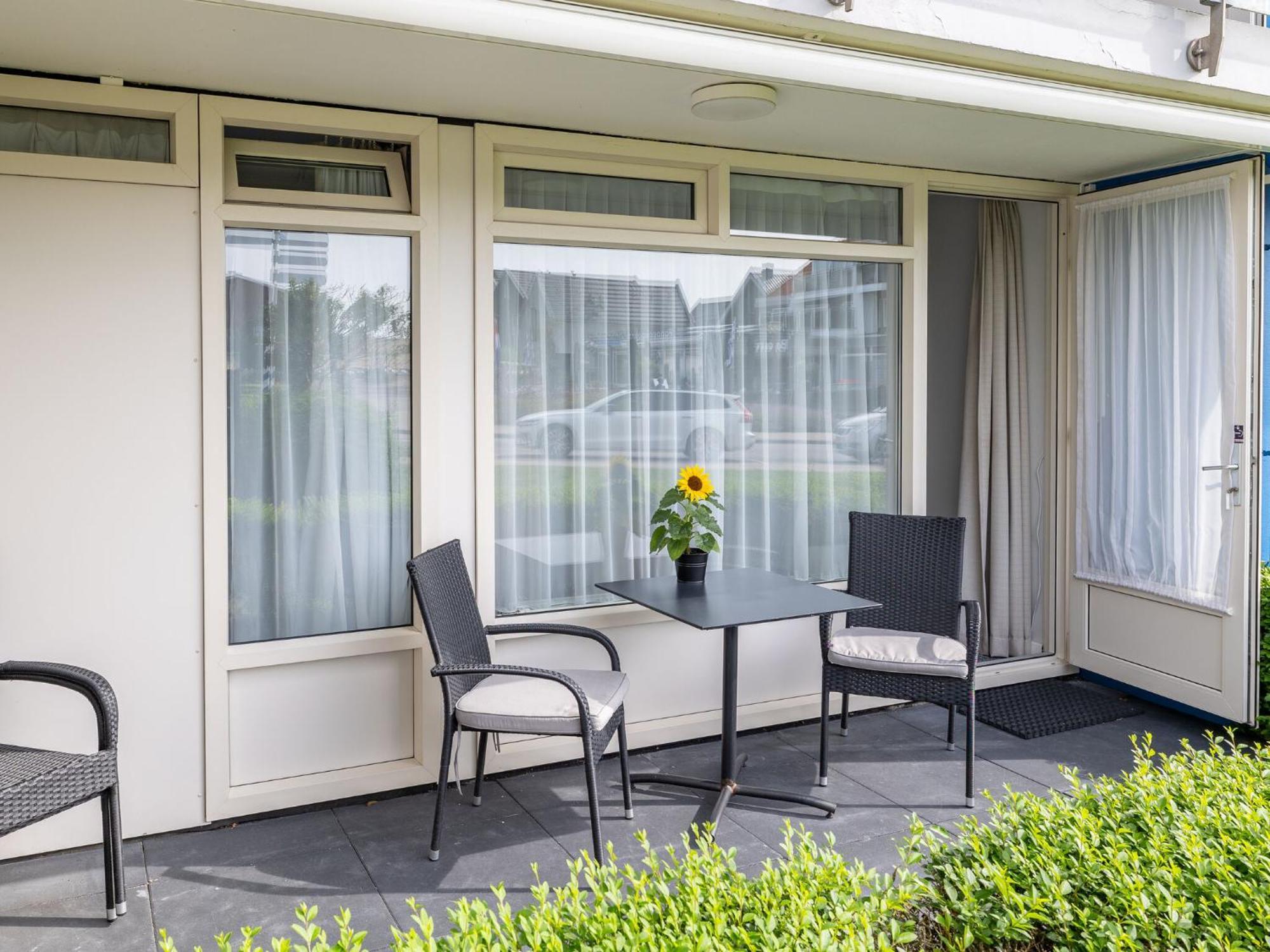 Beautiful Apartment In Zoutelande With Terrace Exterior foto