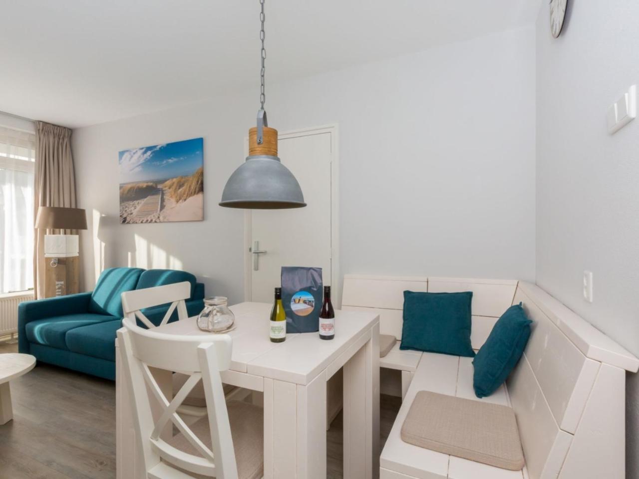 Beautiful Apartment In Zoutelande With Terrace Exterior foto
